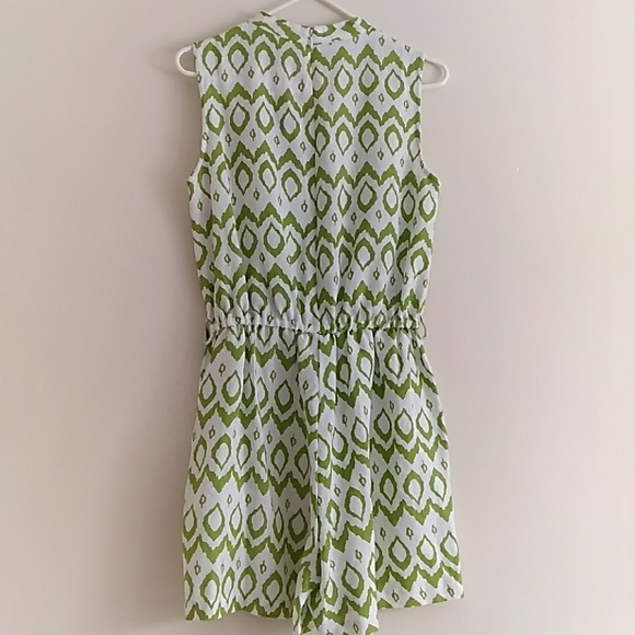 NWT Appraisal size S V-NECK Sleeveless lime rind/g - Picture 4 of 8